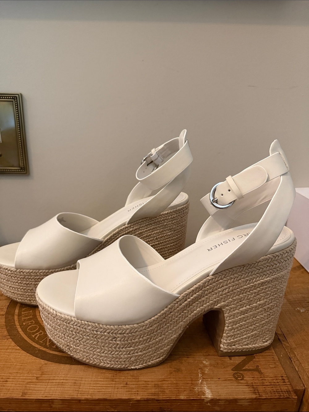 Marc Fisher Cream Platform Vetina Wedge Sandal NWT